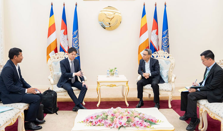 /2026/05/cambodia-eyes-stronger-automotive-supply-chain-via-ev-investment-52000-633431.htm